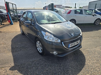 Used Peugeot 208 2014 for sale - 78728684: Photo