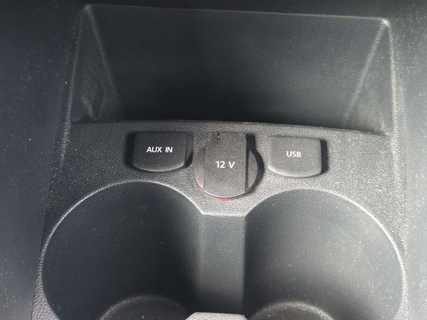 Used Volkswagen Polo 2015 for sale - 76703677: Photo 16