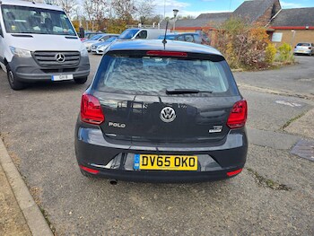 Used Volkswagen Polo 2015 for sale - 76703677: Photo
