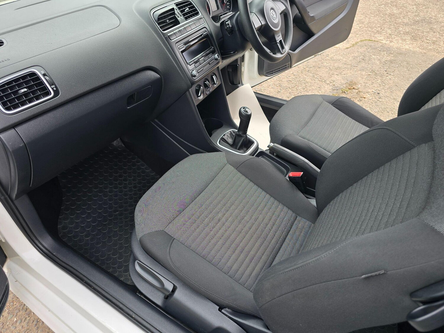 Used Volkswagen Polo for sale - 77970393: Photo 14