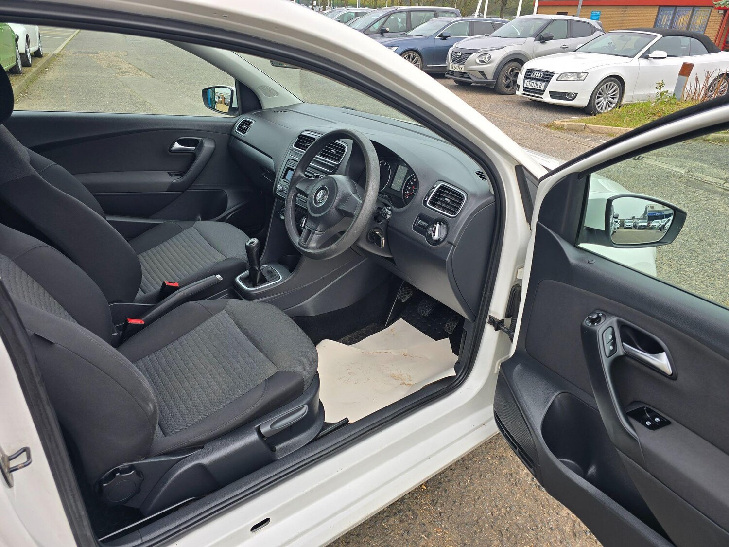 Used Volkswagen Polo for sale - 77970393: Photo 9