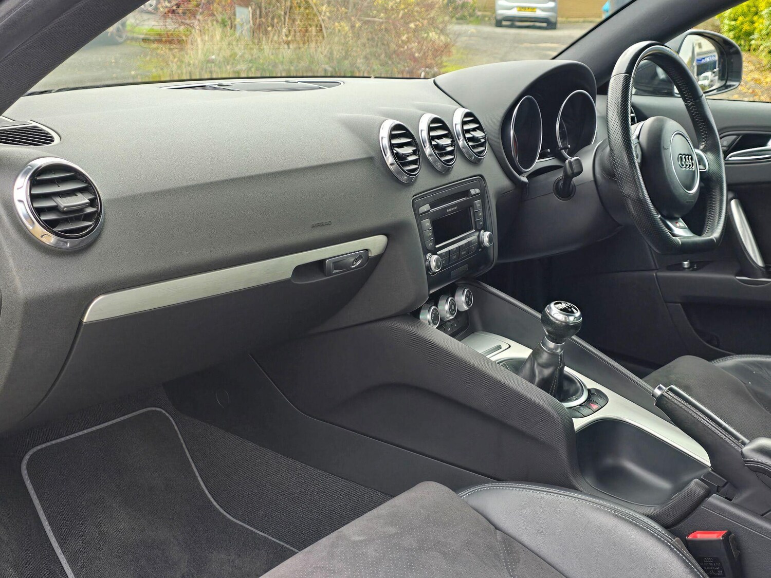 Used Audi TT 2012 for sale - 76703684: Photo 12