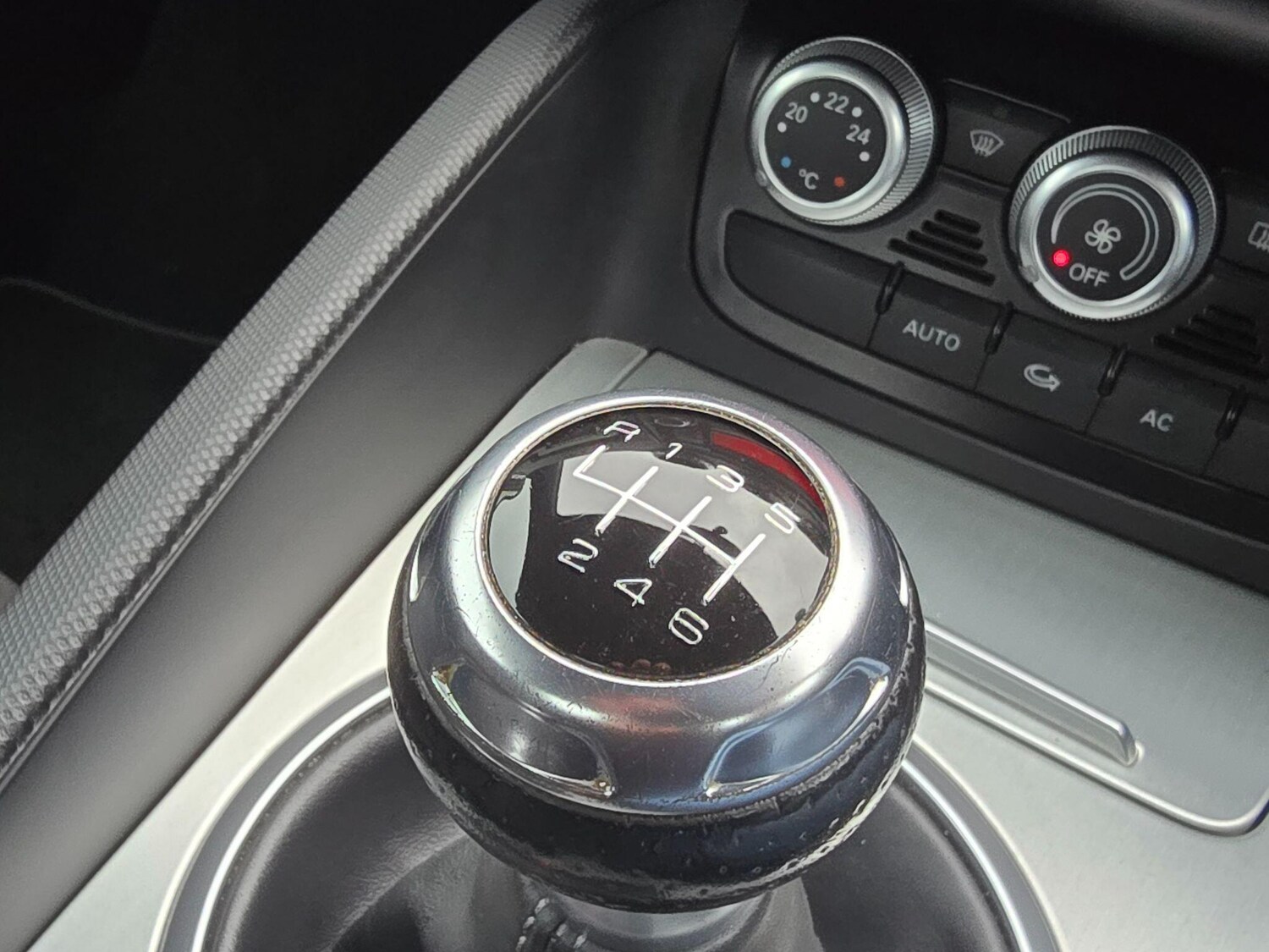 Used Audi TT 2012 for sale - 76703684: Photo 22