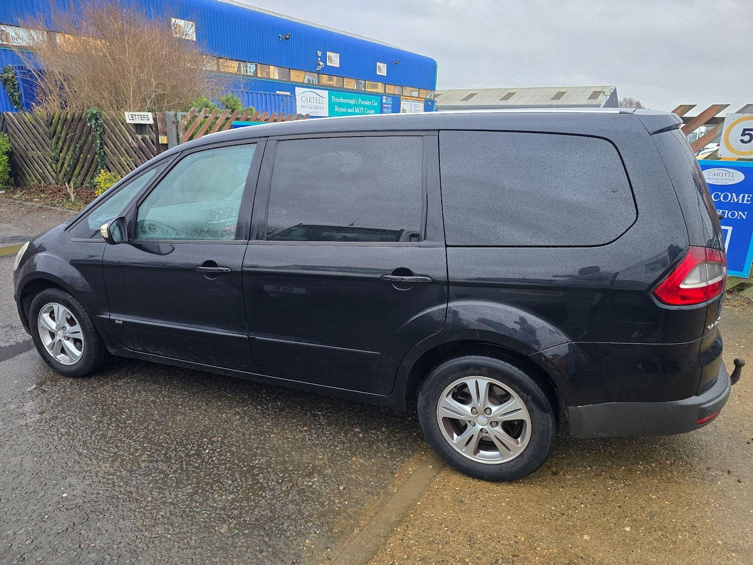 Used Ford Galaxy 2009 for sale - 77279478: Photo 6