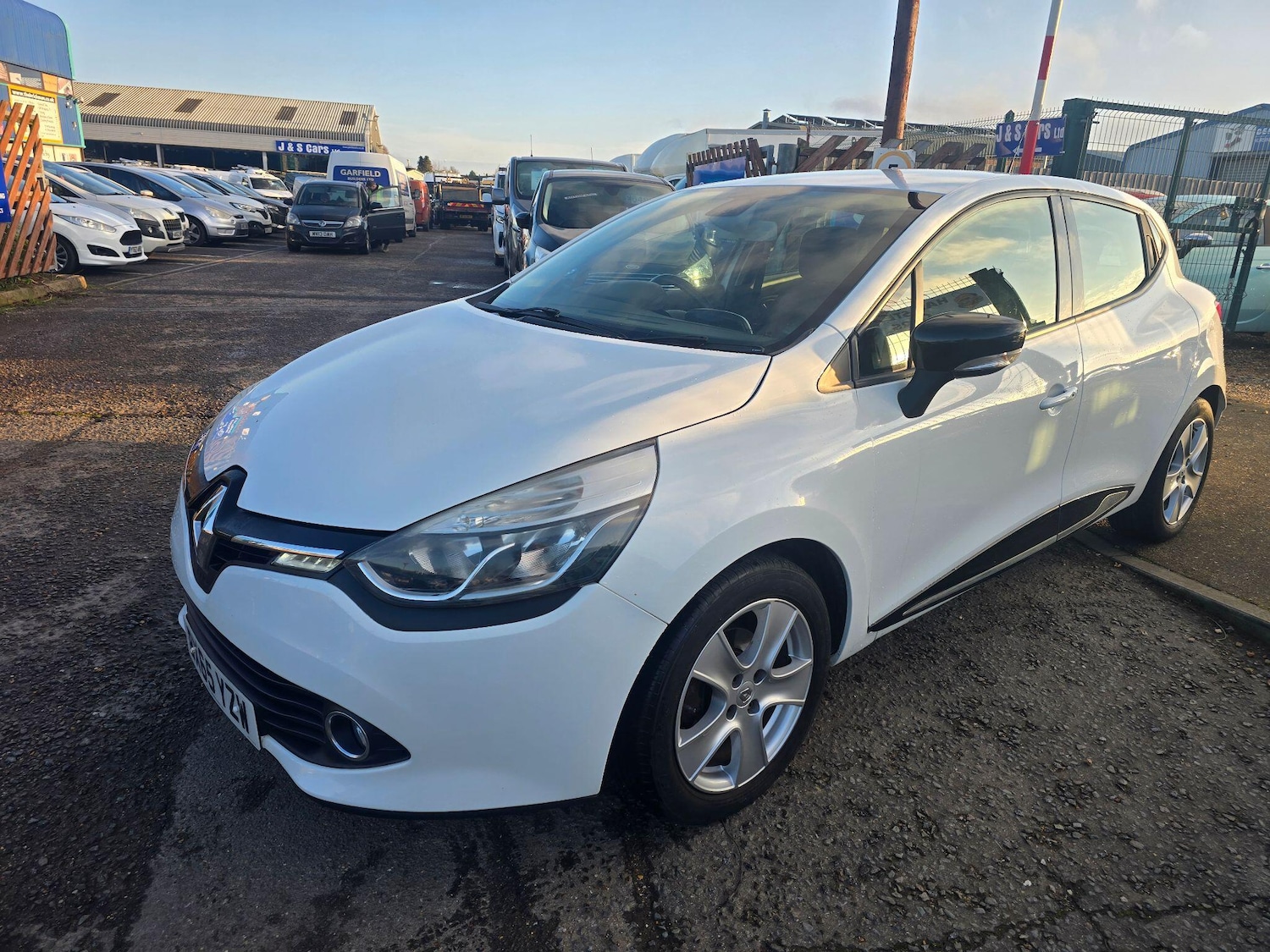 Used Renault Clio 2015 for sale - 77455307: Photo 7