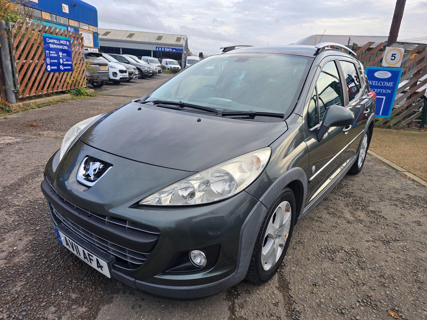 Used Peugeot 207 2011 for sale - 76703662: Photo 7