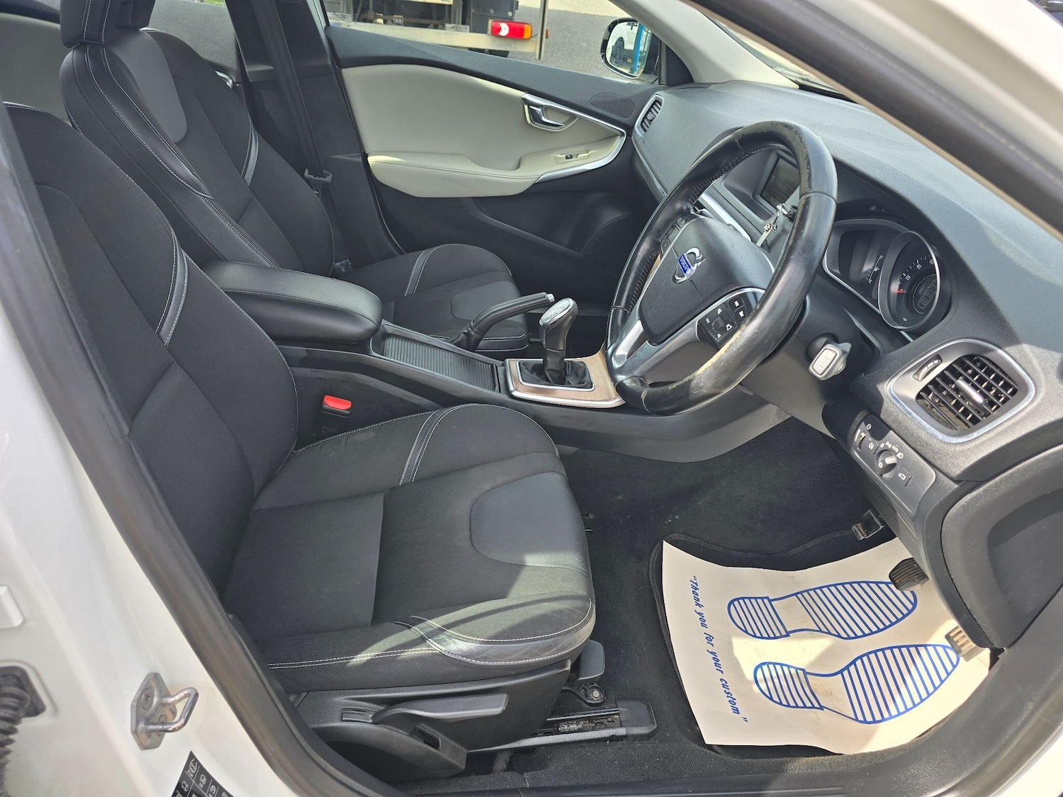 Used Volvo V40 2013 for sale - 78205216: Photo 10