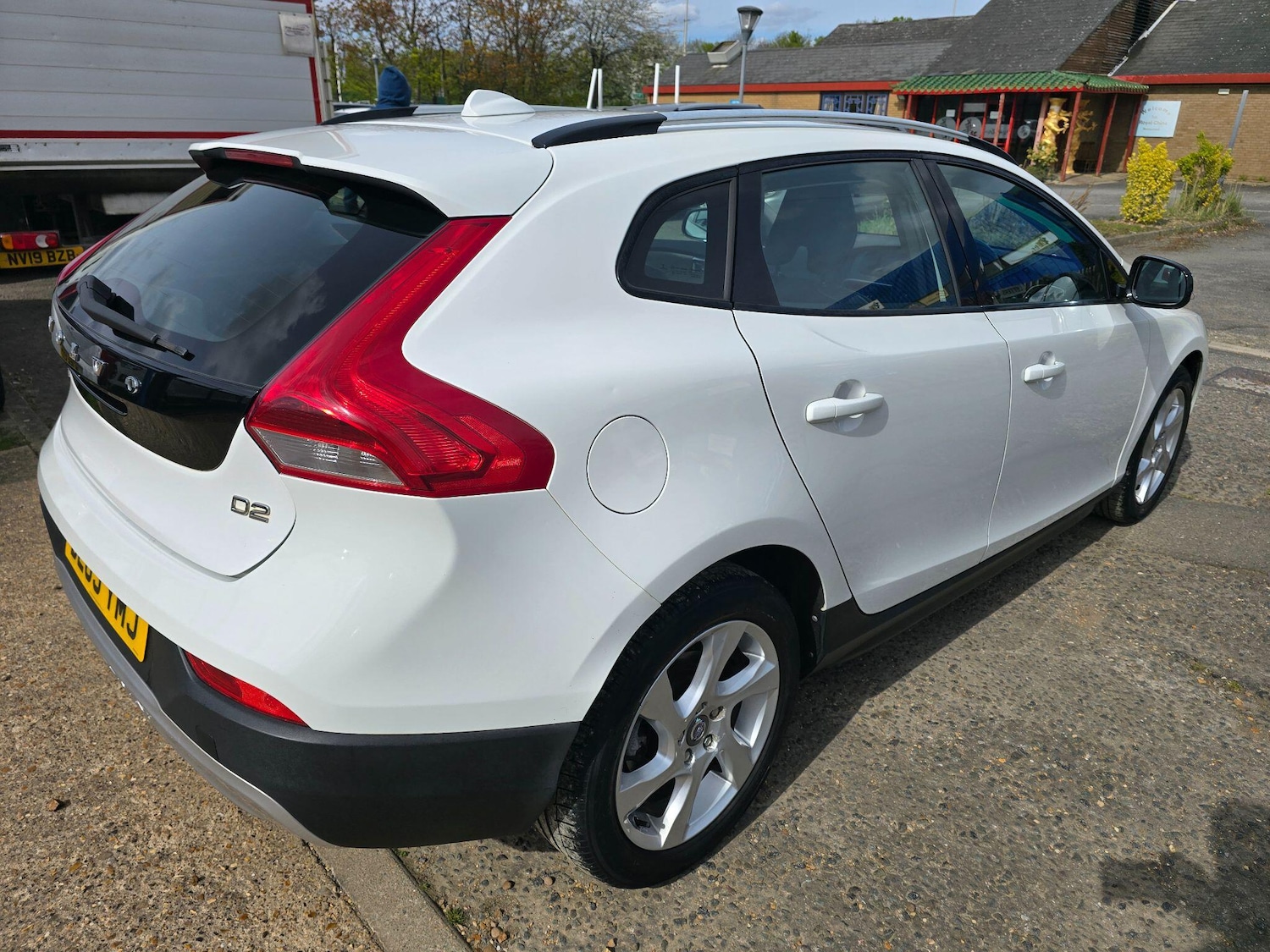 Used Volvo V40 2013 for sale - 78205216: Photo 3