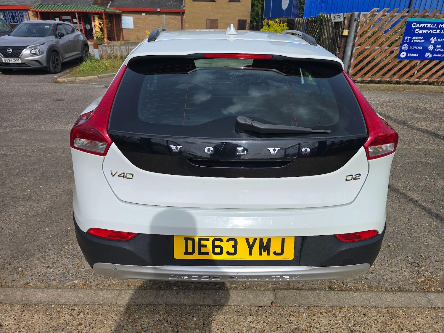 Used Volvo V40 2013 for sale - 78205216: Photo 4