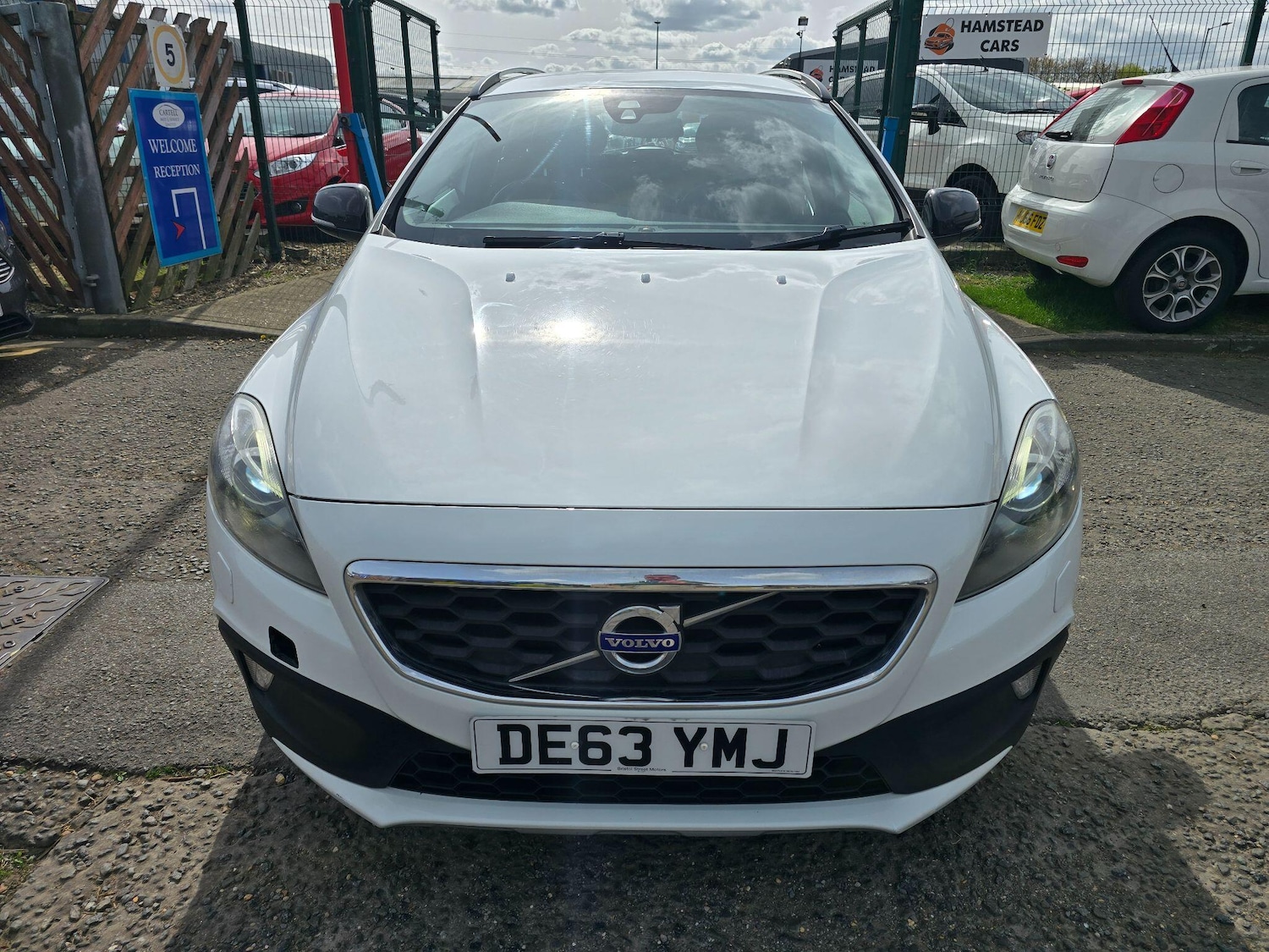 Used Volvo V40 2013 for sale - 78205216: Photo 8