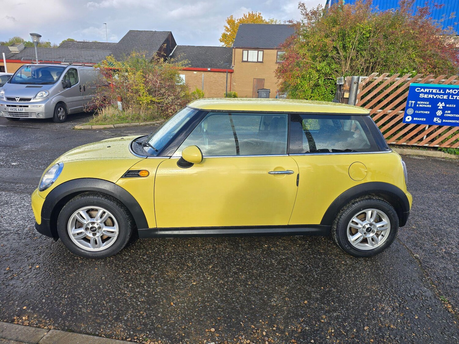 Used MINI Hatch 2010 for sale - 76703707: Photo 6