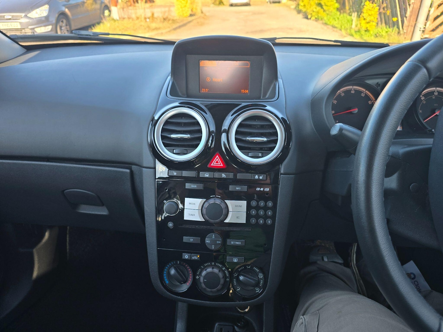 Used Vauxhall Corsa 2014 for sale - 77958195: Photo 18