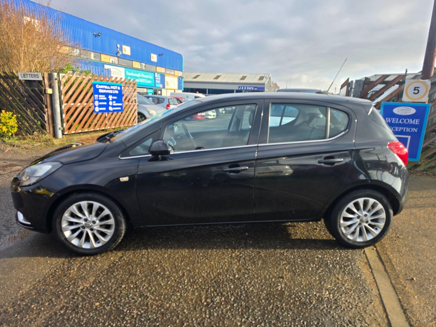 Used Vauxhall Corsa 2016 for sale - 77386345: Photo 6