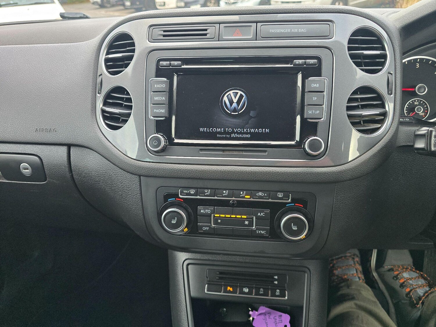 Used Volkswagen Tiguan 2012 for sale - 76703676: Photo 18