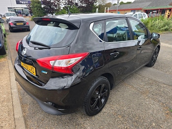 Used Nissan Pulsar 2016 for sale - 79337623: Photo
