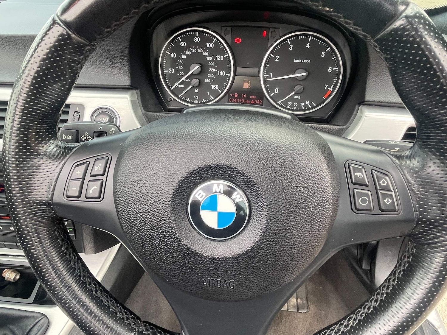 Used BMW 3 Series 2010 for sale - 76976015: Photo 9