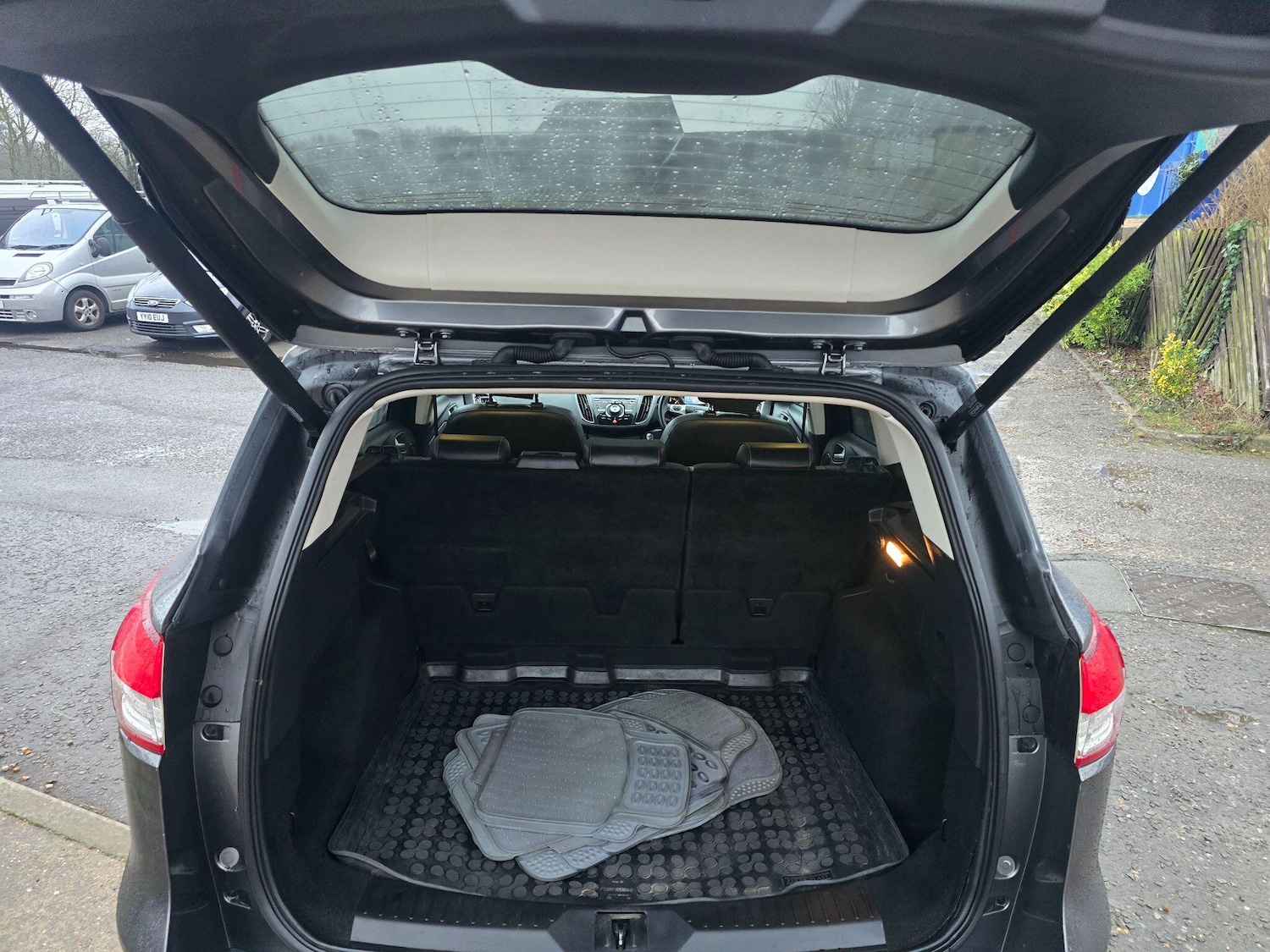 Used Ford Kuga 2014 for sale - 77305635: Photo 13