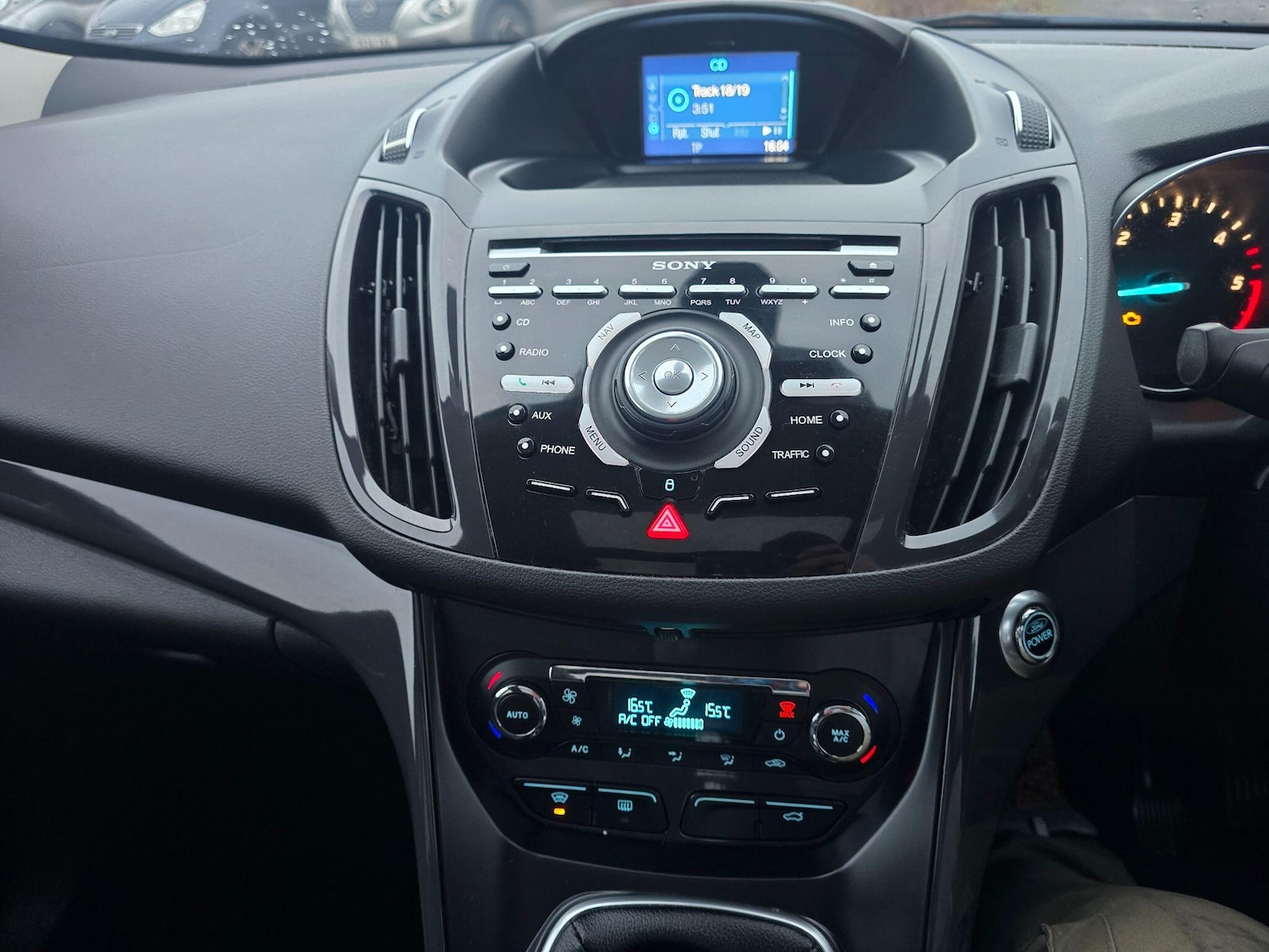 Used Ford Kuga 2014 for sale - 77305635: Photo 17