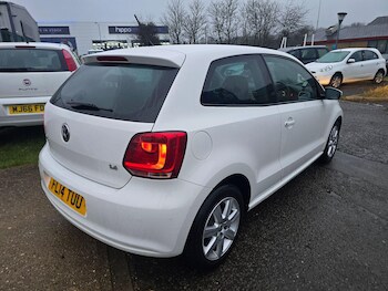 Used Volkswagen Polo 2014 for sale - 77440302: Photo