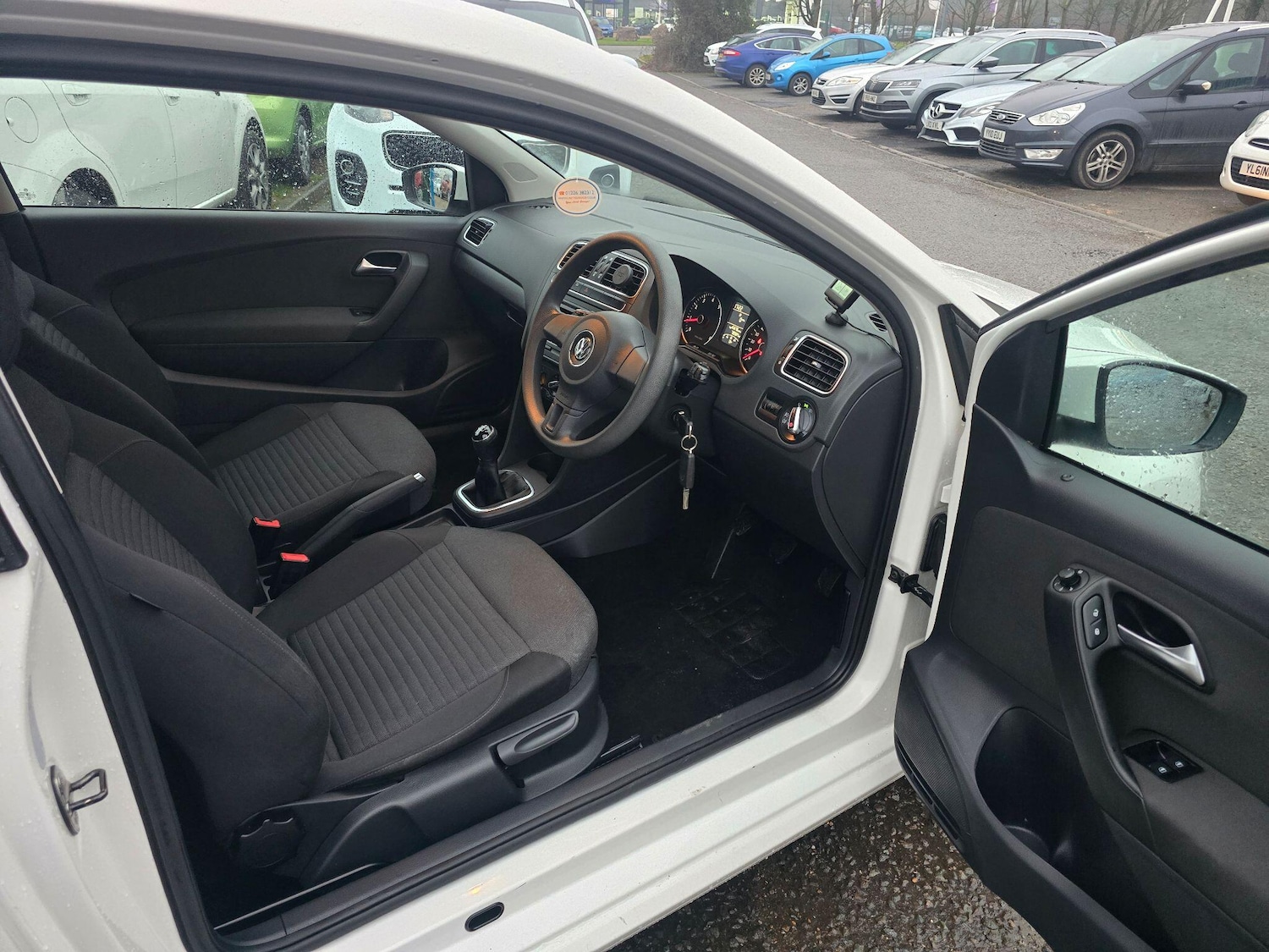 Used Volkswagen Polo 2014 for sale - 77440302: Photo 9