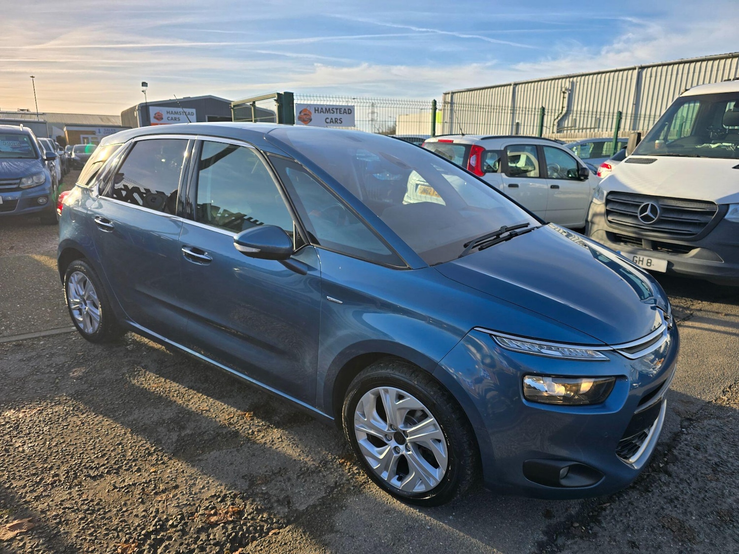 Used Citroen C4 Picasso 2014 for sale - 76714365: Photo 1