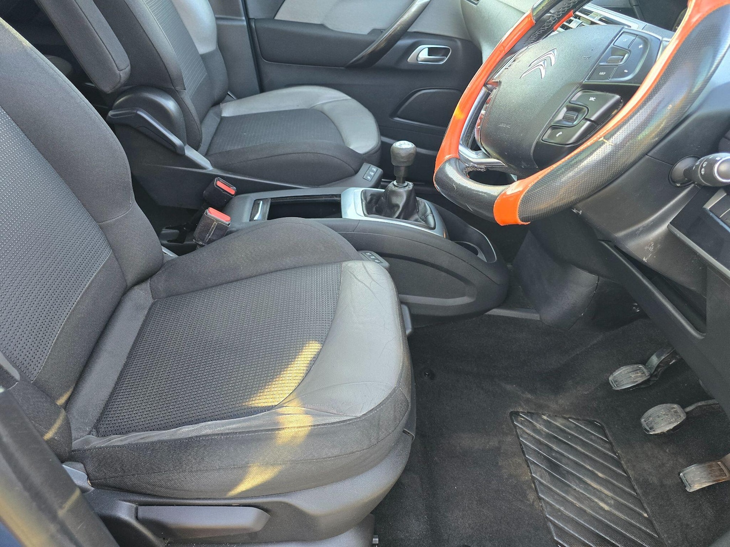 Used Citroen C4 Picasso 2014 for sale - 76714365: Photo 10