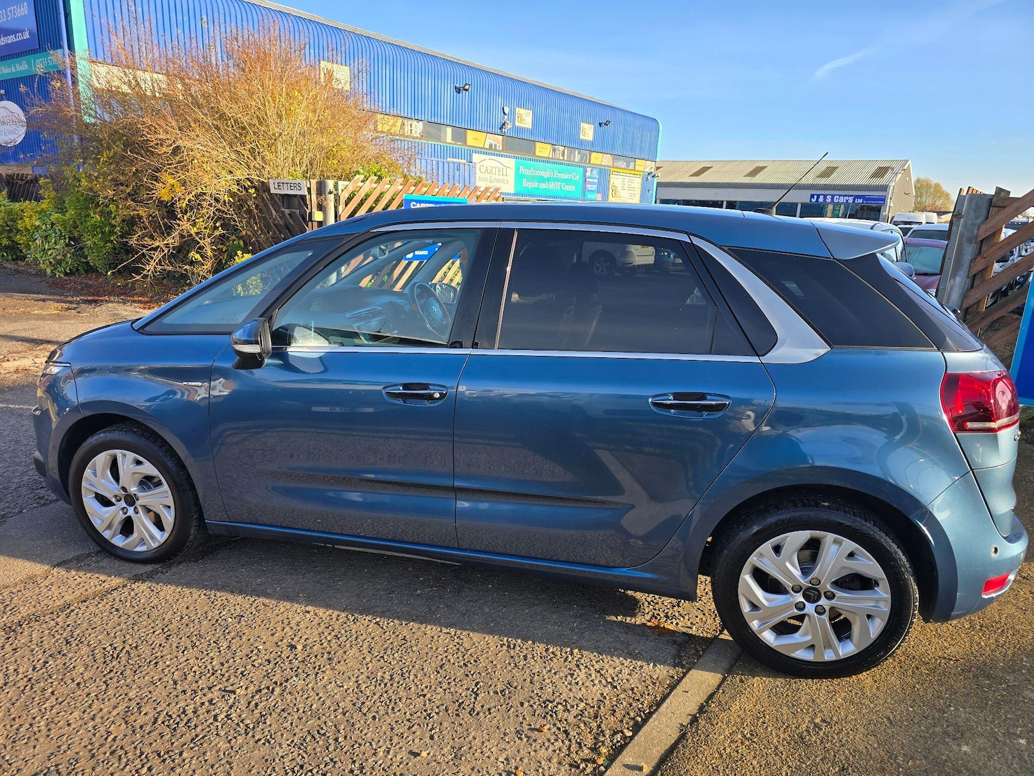 Used Citroen C4 Picasso 2014 for sale - 76714365: Photo 6