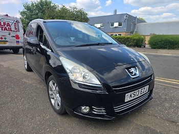 Used Peugeot 5008 2013 for sale - 76703708: Photo