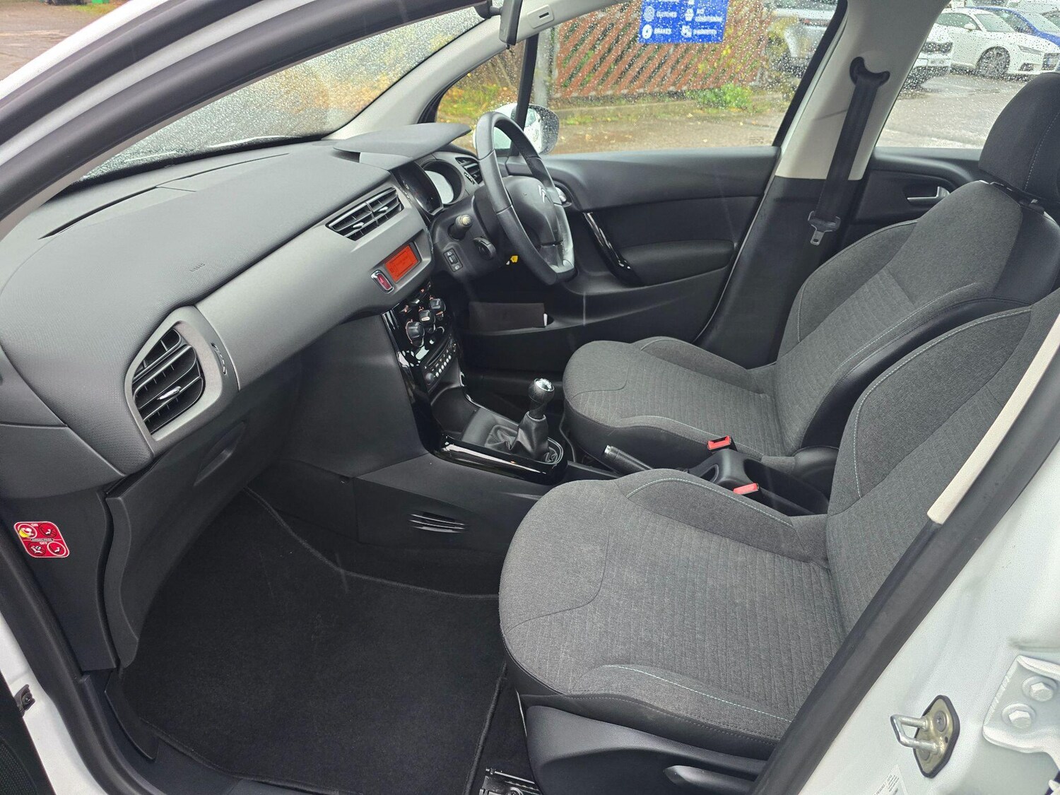 Used Citroen C3 2015 for sale - 76703696: Photo 16