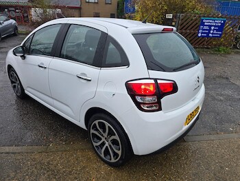 Used Citroen C3 2015 for sale - 76703696: Photo