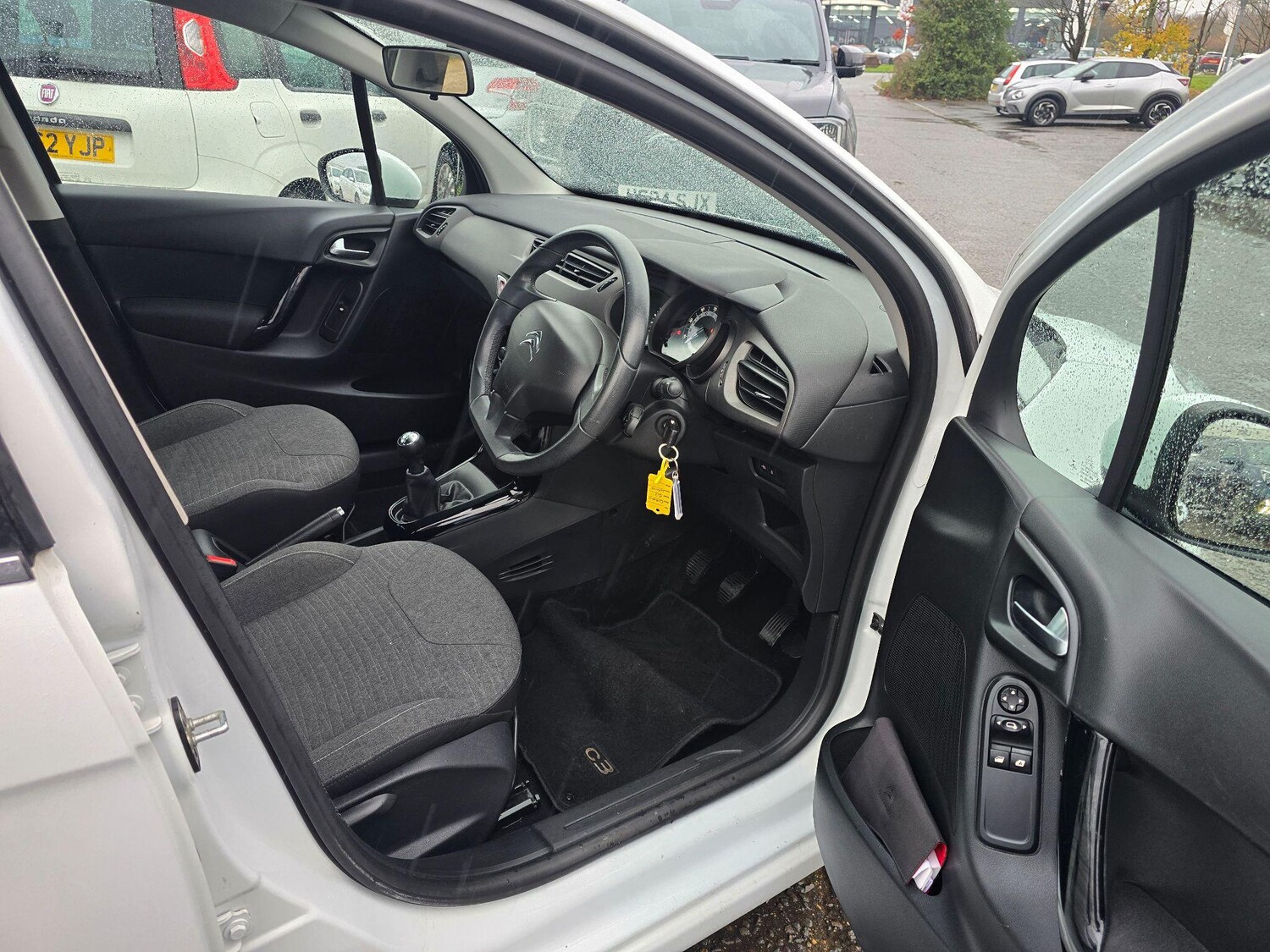 Used Citroen C3 2015 for sale - 76703696: Photo 9