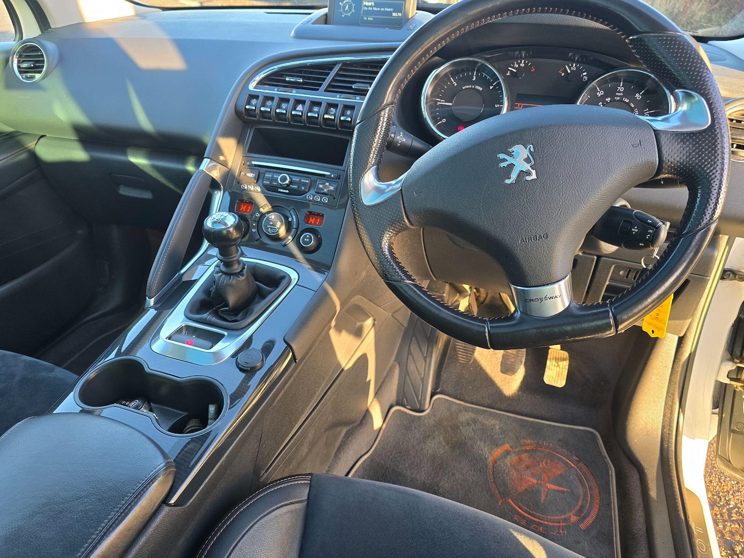 Used Peugeot 3008 2014 for sale - 76786670: Photo 12