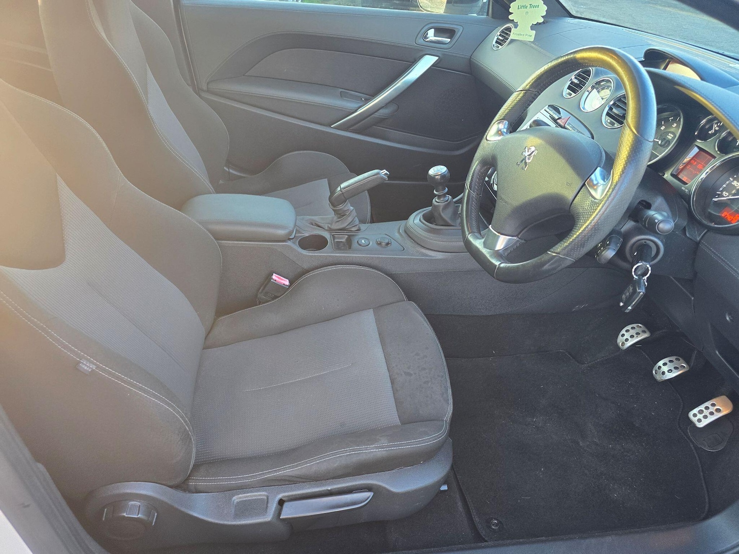 Used Peugeot RCZ 2010 for sale - 77468693: Photo 10