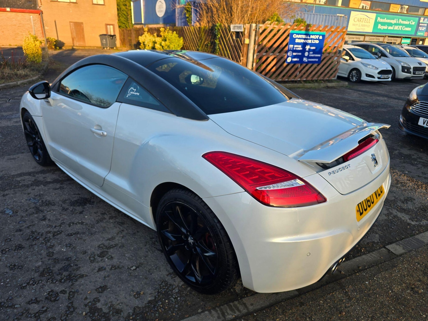 Used Peugeot RCZ 2010 for sale - 77468693: Photo 14