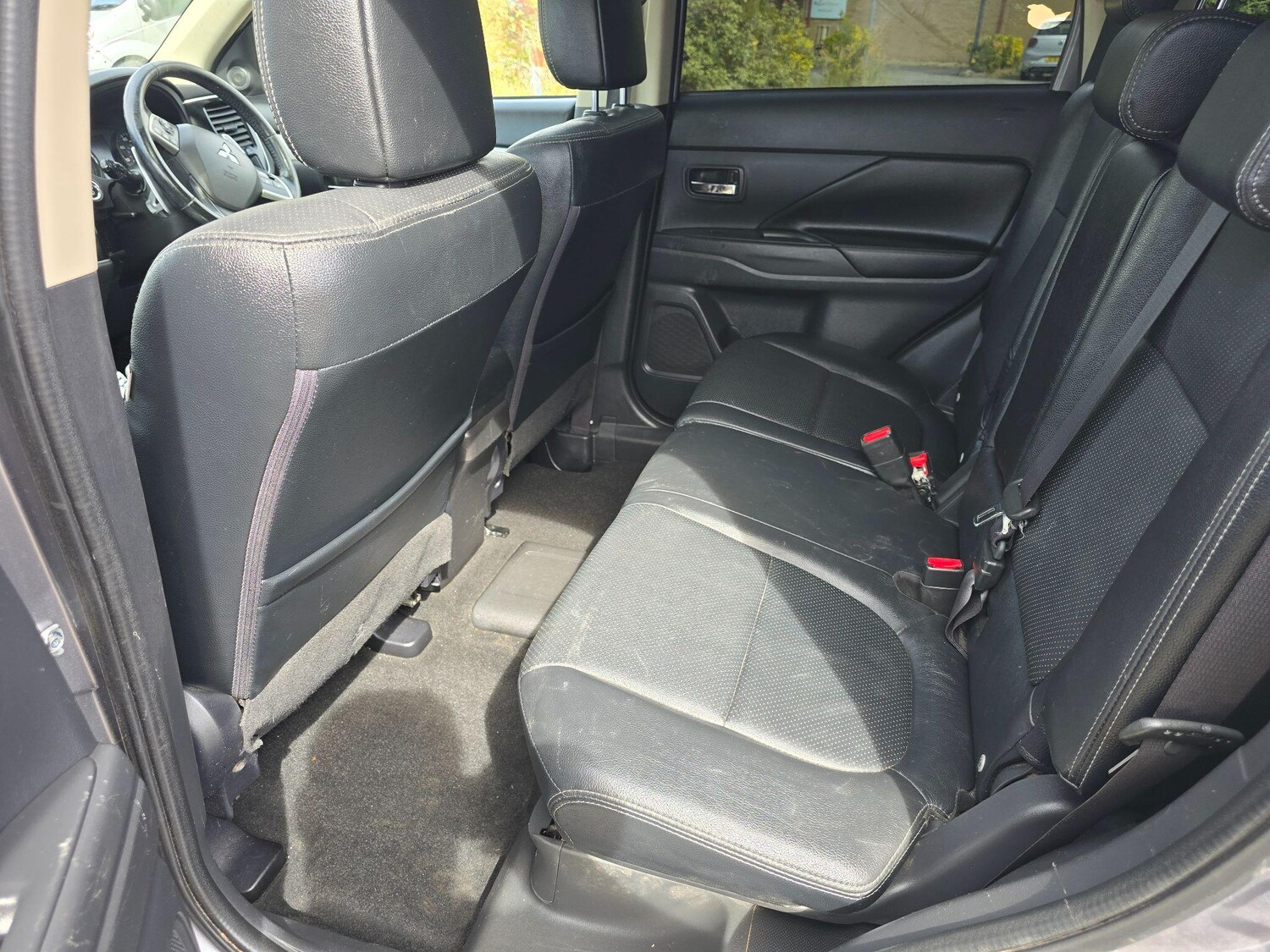 Used Mitsubishi Outlander 2015 for sale - 76703665: Photo 14