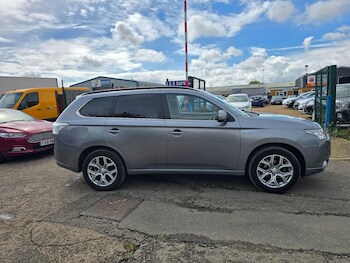 Used Mitsubishi Outlander 2015 for sale - 76703665: Photo