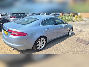 Used Jaguar XF 2010 for sale - 79168470: Photo