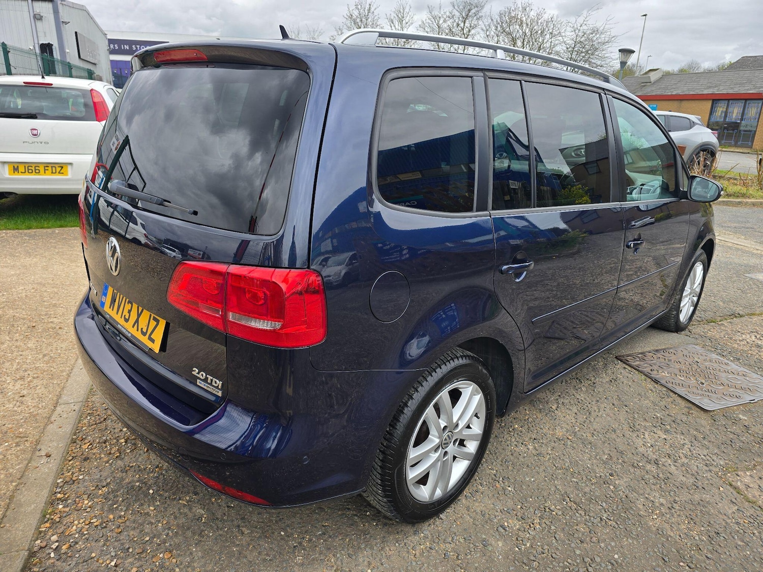 Used Volkswagen Touran 2013 for sale - 78116174: Photo 3