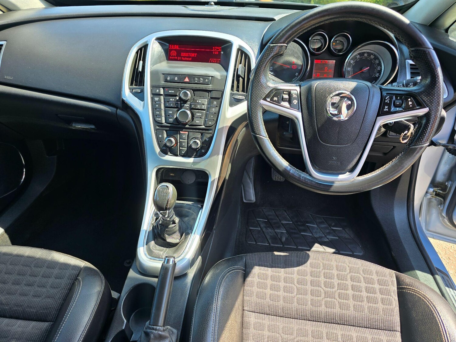 Used Vauxhall Astra GTC 2015 for sale - 76703694: Photo 11