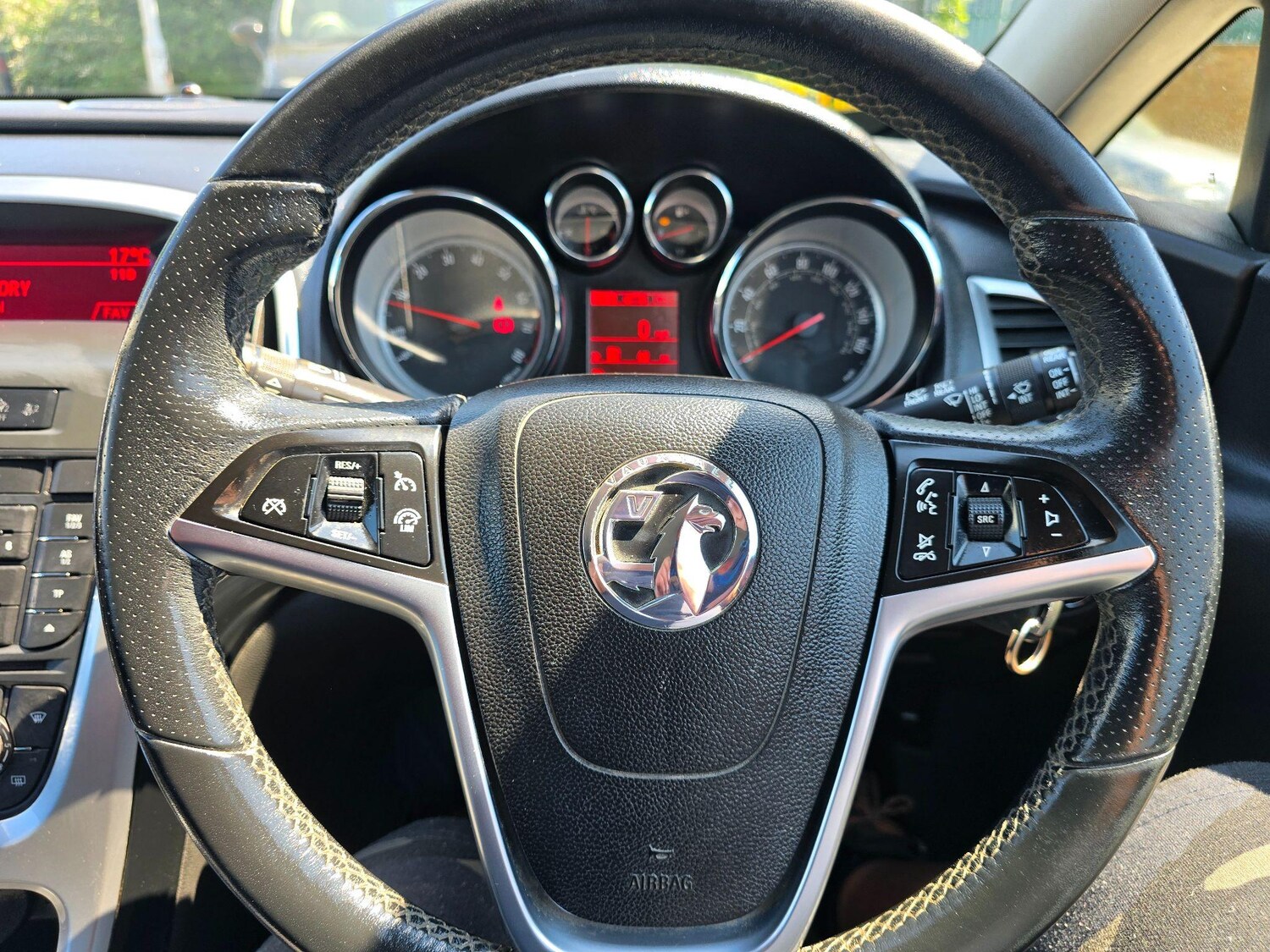 Used Vauxhall Astra GTC 2015 for sale - 76703694: Photo 17