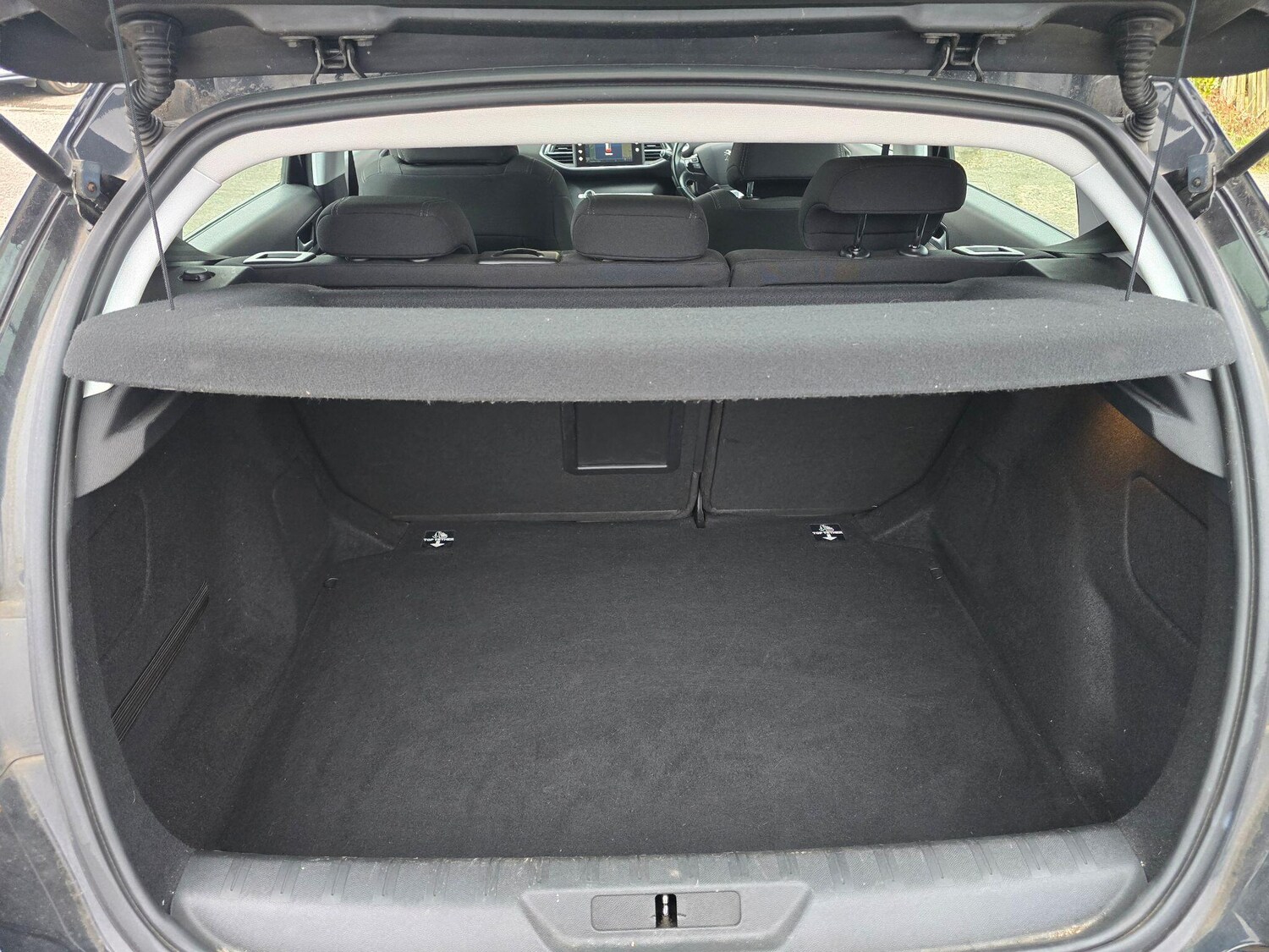 Used Peugeot 308 for sale - 77510321: Photo 13