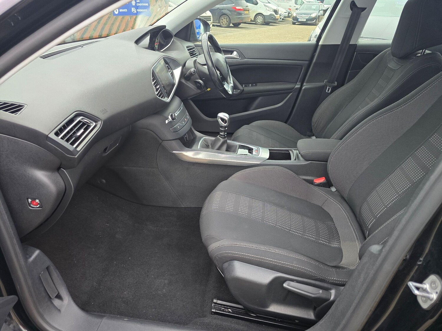 Used Peugeot 308 for sale - 77510321: Photo 15