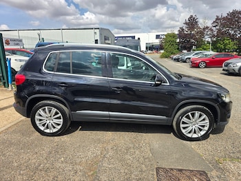 Used Volkswagen Tiguan 2011 for sale - 79304081: Photo