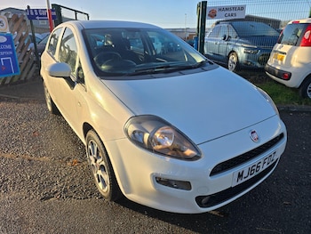 Used Fiat Punto 2016 for sale - 76786893: Photo