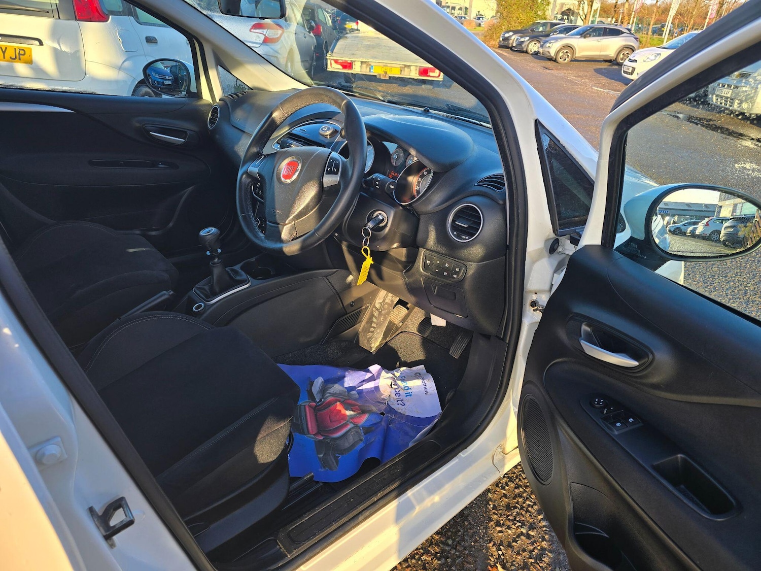 Used Fiat Punto 2016 for sale - 76786893: Photo 9