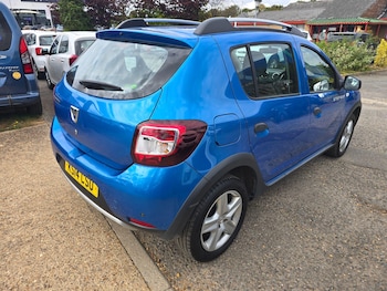 Used Dacia Sandero Stepway 2014 for sale - 79600946: Photo
