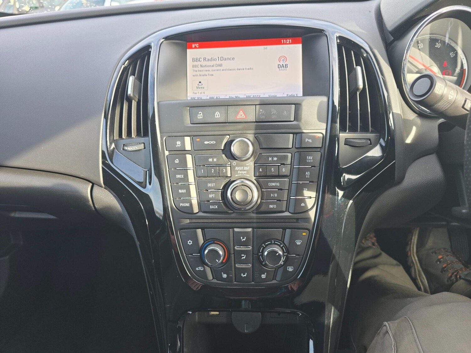 Used Vauxhall Astra GTC for sale - 77497239: Photo 17