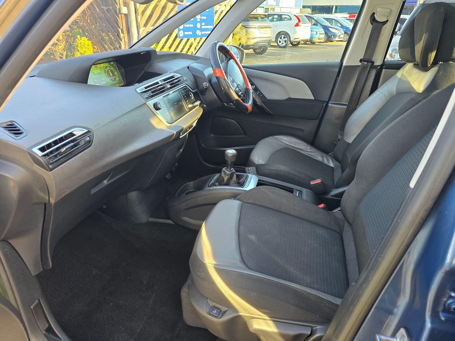 Used Citroen C4 Picasso 2014 for sale - 76992242: Photo 18