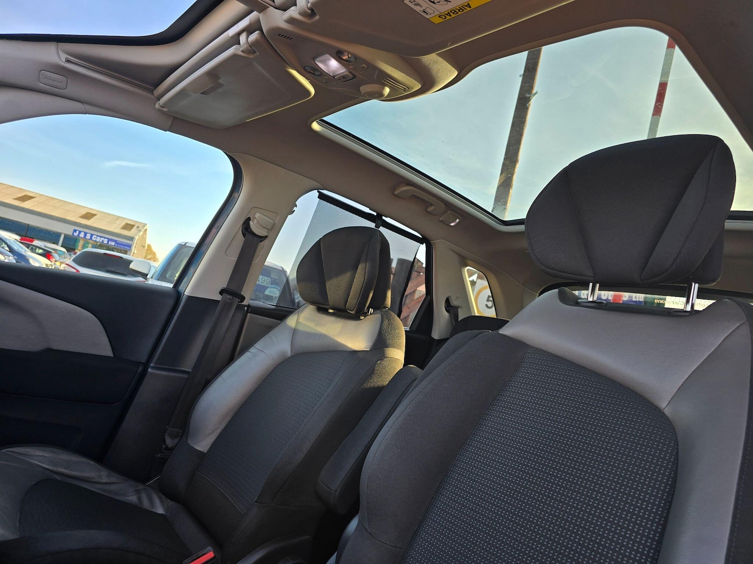 Used Citroen C4 Picasso 2014 for sale - 76992242: Photo 19