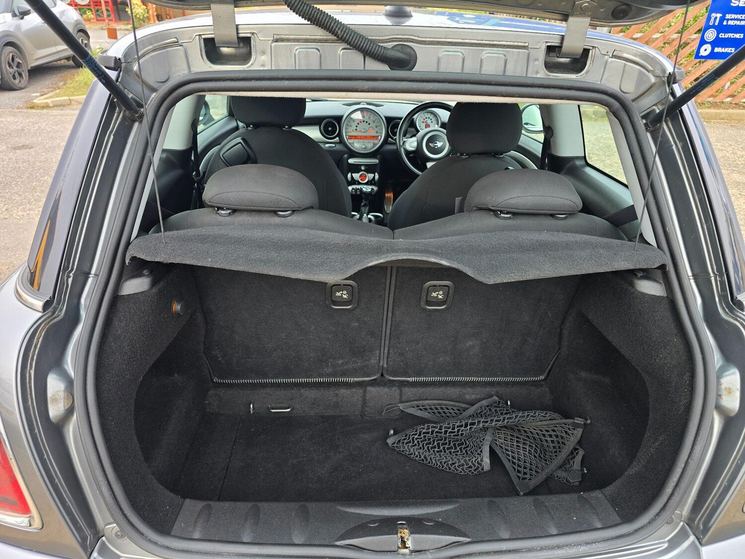 Used MINI Hatch 2010 for sale - 78019507: Photo 11